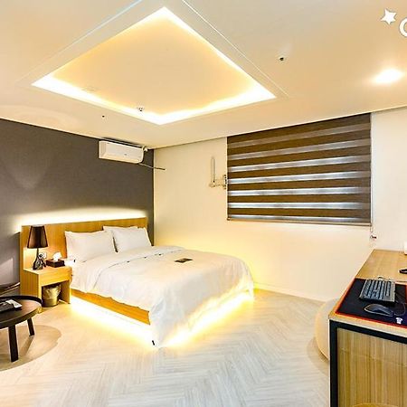 Hash Hotel Suwon Exterior foto