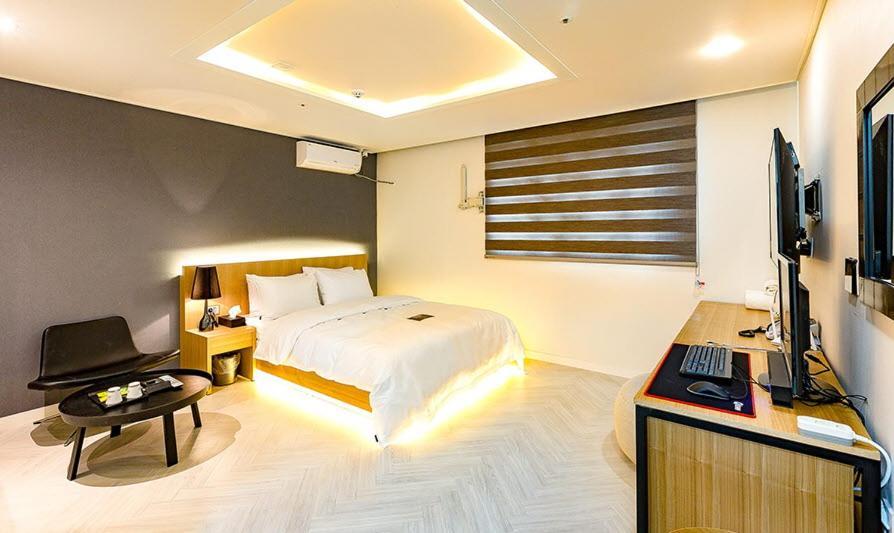 Hash Hotel Suwon Exterior foto